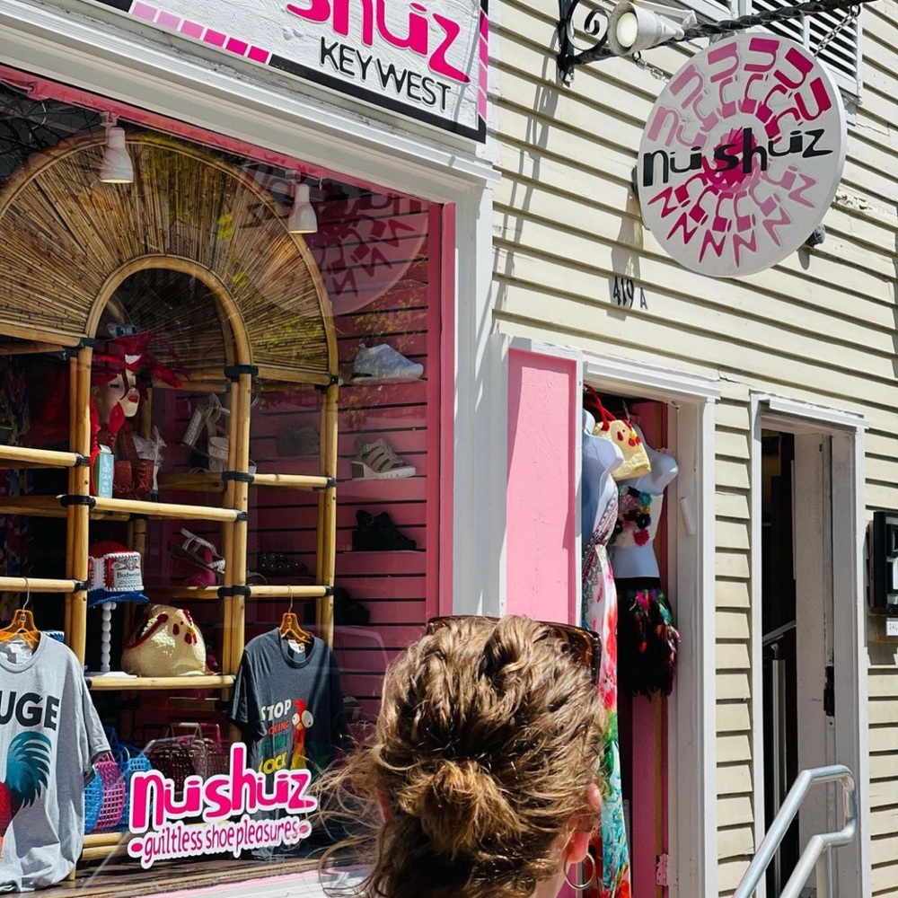 💥535k FOLLOWERS 06-25 Happy 8 Year Poshiversary! Come Celebrate ⒷⓁⓊⒺⓈ - Picture 4 of 15